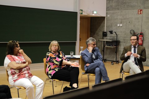 Foto 9 anlässlich der Podiumsdiskussion „Liberté / Freiheit: Wissenschaft im Angesicht von Flucht, Vertreibung und Exil“ am 12. Mai 2022 im Rahmen der Ausstellung „Poser pour la liberté“, 04.-17.05.2022, TU Dresden.