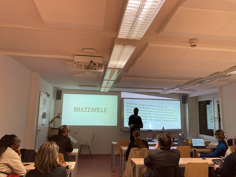 Photo 4 on the occasion of the lecture “Brazzaville – Contemporary Art, Culture, and Society” by Chris Lewis Moumbounou (Brazzaville, Republic of the Congo) on December 3, 2024, at the SLK Faculty of the Technical University of Dresden.