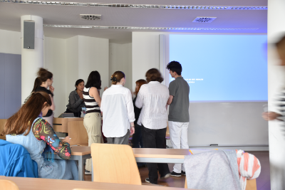 Photo 4 on the occasion of the visit by students from CÉGEP de Saint-Hyacinthe (Quebec) as part of a workshop in Bettina Lindorfer's seminar on May 22, 2025.