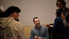 Foto 27 anlässlich von Lesung und Gespräch: Simon Chevrier „Foto auf Anfrage“ im Rahmen der Woche der französischen Sprache und der Frankophonie am 18.03.2026 im Institut français Dresden.
