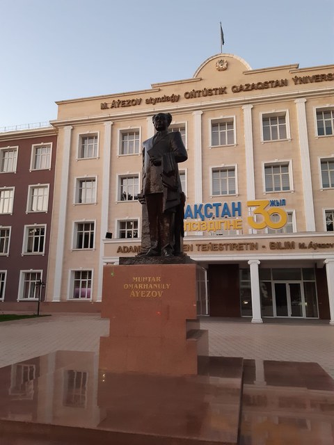 Äuezow-Universität, Kasachstan