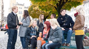 Studierende auf dem Zittauer Markt