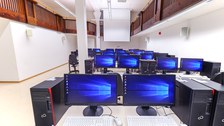 Blick in den Computerpool des IHI Zittau