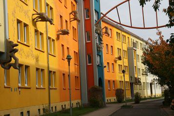 Bunte Fassaden im Zittauer Pop-Art-Viertel