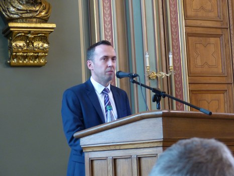 Professor Artur Klimek von der Wirtschaftsuniversität Wroław bei seinem Grußwort