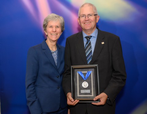 OPTICA FraunhoferAward2019