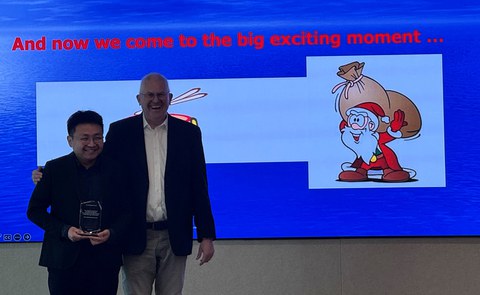 Dr. Jiawei Sun receives BIOLAS Award