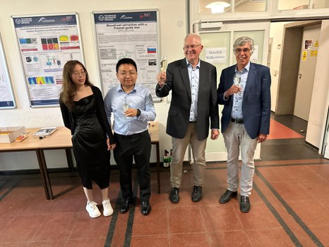 Picture 1 - from left, Ms. Sun, Dr. Sun, Prof. Czarske, Dr. Schniewind