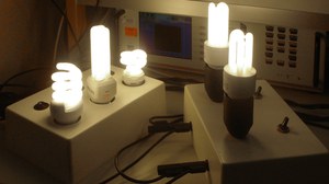 Laborprüfung von Kompaktleuchtstofflampen