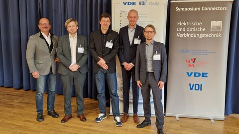 Teilnehmer der Professur für Komponenten Intelligenter Energienetze am 10. Symposium Connectors 
