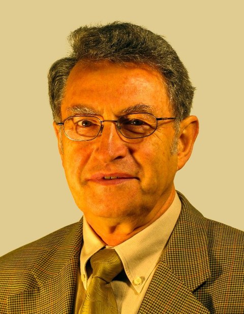 Helmut Löbl 