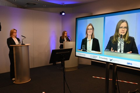 Foto mit Impressionen und Referenten vom GRK-Kolloquium 2021