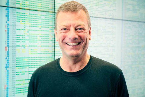 Portrait Prof. Wolfgang Lehner