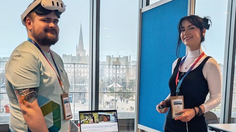 Mats Ole Ellenberg und Katja Krug vom Interactive Media Lab Dresden präsentierten Endomersion auf der IEEE VR in Saint-Malo, Frankreich