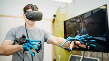 Interaktion Mensch und Maschine im Forschungszentrum CeTI der TU Dresden