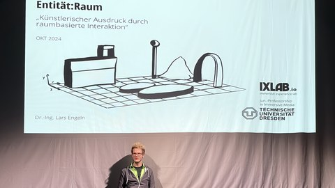 Lars Engeln bei Paneldiskussion