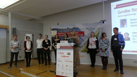 Gruppenbild Abschluss des Symposiums