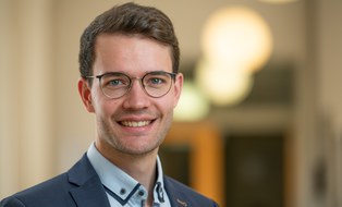 Drath_portrait