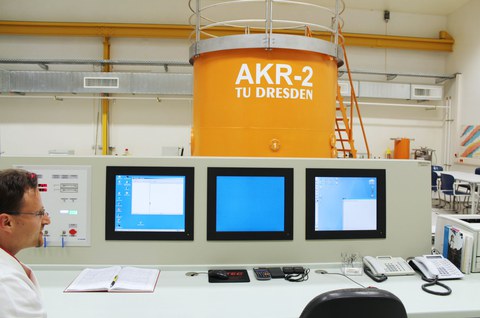 Foto AKR