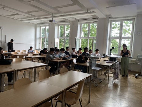 ILK-Sommerschule für hochbegabte koreanische Jugendliche. Juli 2023