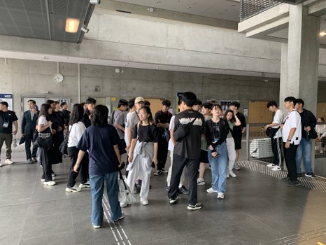 ILK-Sommerschule für hochbegabte koreanische Jugendliche. Juli 2023