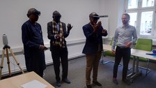 Senegal-Delegation Juni 2024. Am ILK - vituell reality Brille