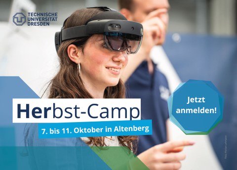 A girl with VR glasses points her finger at something imaginary. She is smiling. Writing in German on the picture “Herbst-Camp” (Fall Camp), “October 7-11 in Altenberg”, “Jetzt anmelden!” (Register now!)