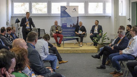 Neuer Hotspot für Innovation in der Lausitz: Erster syntral-Transfer!Ort in Hoyerswerda eröffnet