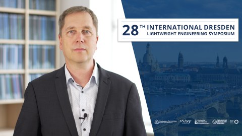 Prof. Dr. Maik Gude looks into the camera. The picture is divided into two parts: on the right is an area on which the hosts and the LBS logo are emblazoned.