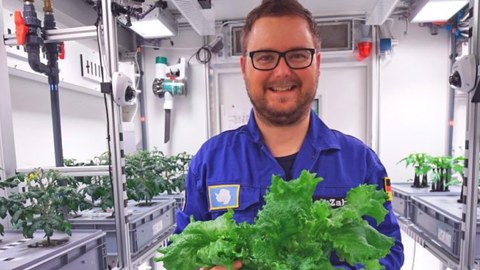 Paul Zabel im Labor Eden (DLR)
