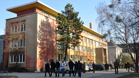 Kutzbach-Bau, Sitz des Instituts
