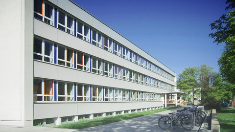 August-Bebel-Straße 20, Haus 83