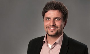 Portraitfoto Felix Krujatz