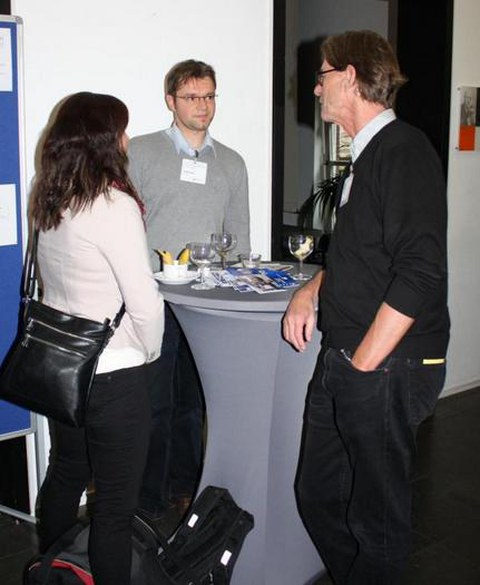 Claudia Symmank (l.)
