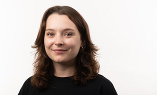 Mitarbeiterin LT Elle Wilhelm
