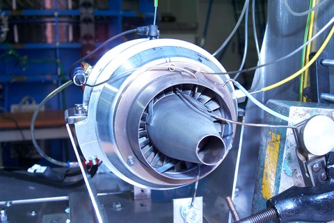 Modelltriebwerk von hinten