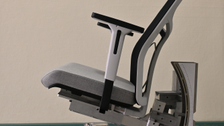 Untersuchungsstuhl "Drehpunkt Unterhalb" 2