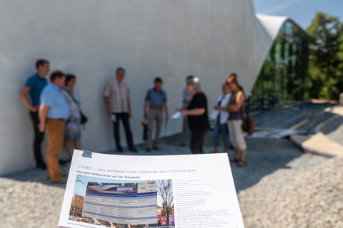 Impressionen von der Besichtigung der Baustelle des Carbonbeton-Gebäudes CUBE