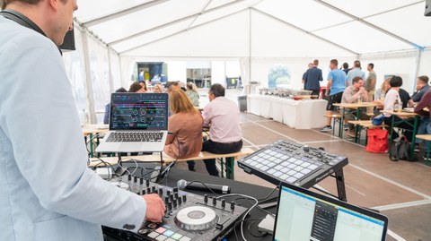 ALUMNI- UND EHEMALIGEN⁞TREFFEN DES ITM