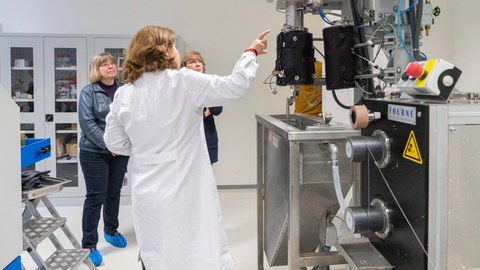 Besuch der Kanzlerin der TUD am ITM