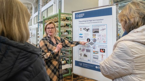 Besuch der Kanzlerin der TUD am ITM