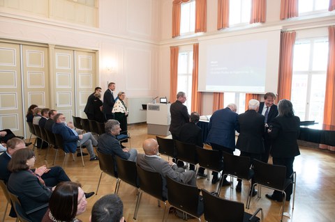 Vergabe der Ehrendoktorwürde an Professor Kiekens