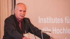 Prof. Stelzer 