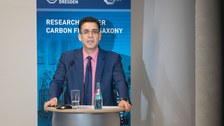 Foto mit Impressionen und Referenten vom 2nd International Colloquium on Tailored Carbon Fibers 