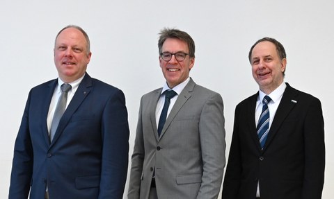 Gruppenfoto der neuen Fakultätsleitung