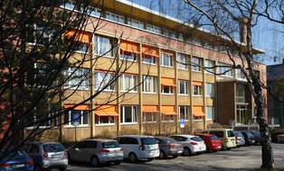 Gebäudeansicht vom Kutzbach-Bau