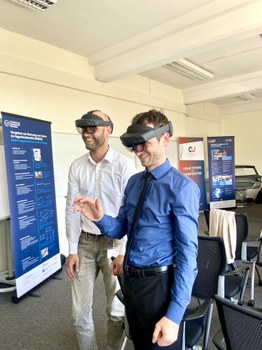VR