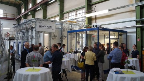 Einweihung der neuen Klimakammer an der TU Dresden