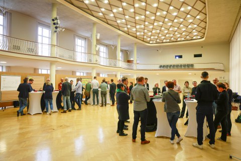 Impressionen vom Netzwerkstudio für die Energieforschung
