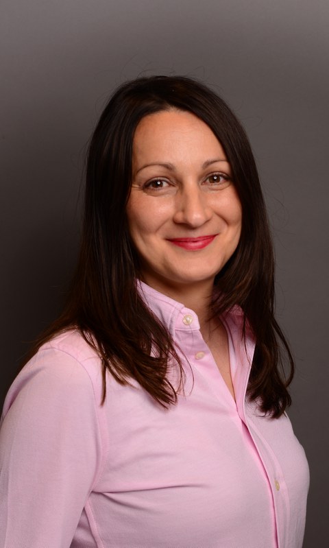 Porträtbild von Tijana Levajkovic